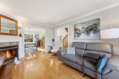 Salon - 1626 Rue Charles-Durocher, Chambly, QC - Indoor Photo Showing Living Room With Fireplace