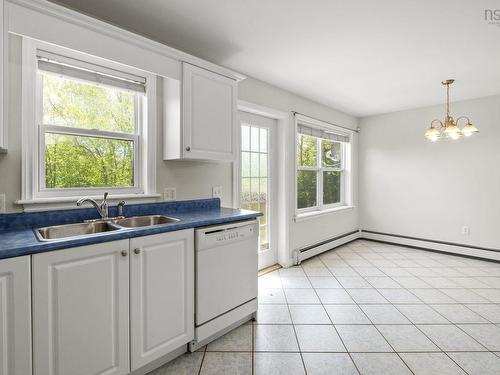 64 Whitehall Crescent, Dartmouth, NS 