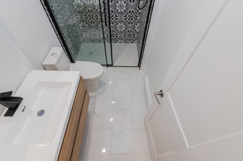 Salle de bains - 6606 Rue Alma, Montréal (Rosemont/La Petite-Patrie), QC 
