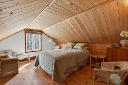 Bedroom - 