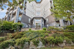 #410-924 Esquimalt Rd Esquimalt, BC V9A 3M8