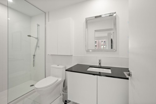 Salle de bains - 416-5175 Rue Mackenzie, Montréal (Côte-Des-Neiges/Notre-Dame-De-Grâce), QC 