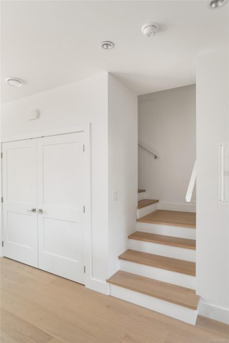 #3-2118 Pentland Rd, Oak Bay, BC 