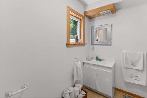 Salle de bains - 36 Ch. Doré, La Minerve, QC 