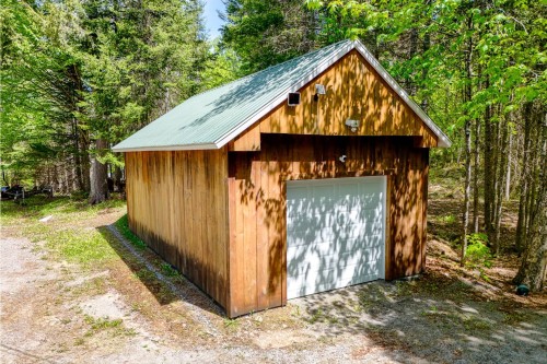 Garage - 36 Ch. Doré, La Minerve, QC 
