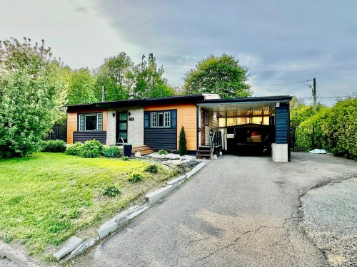 133 Boul. Richelieu  Lachute, QC J8H 2S3