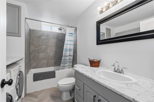 3840 Melrose Rd, Whiskey Creek, BC 