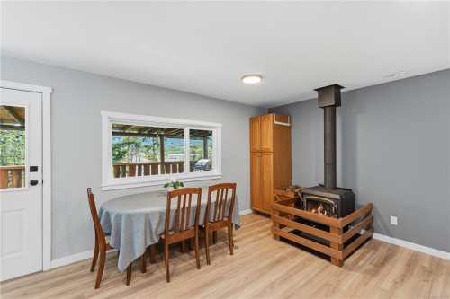 3840 Melrose Rd, Whiskey Creek, BC 