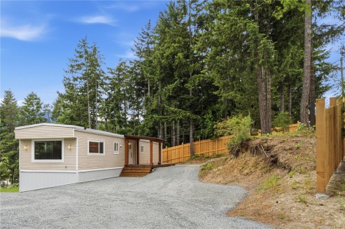 3840 Melrose Rd, Whiskey Creek, BC 