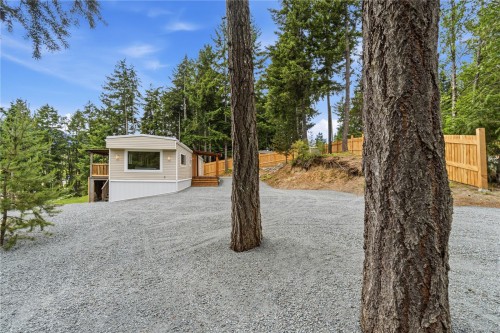 3840 Melrose Rd, Whiskey Creek, BC 