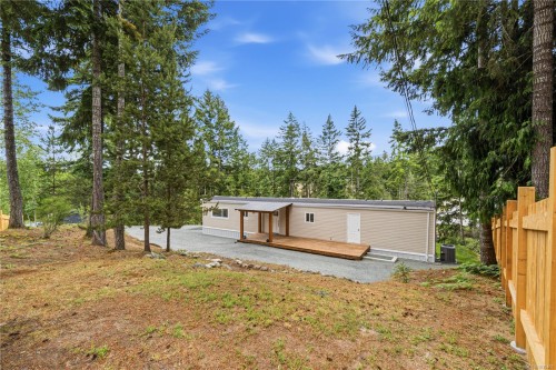 3840 Melrose Rd, Whiskey Creek, BC 