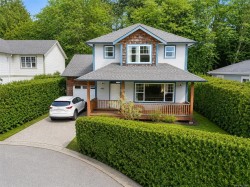 645 Shore Pine Cres Tofino, BC V0R 2Z0