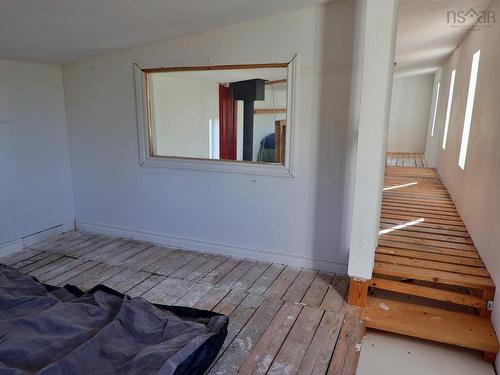 9054 East Bay Highway, Middle Cape, NS 