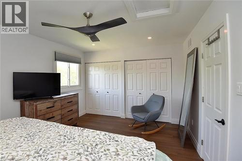 2499 Whittaker Drive, Burlington, ON - Indoor Photo Showing Bedroom