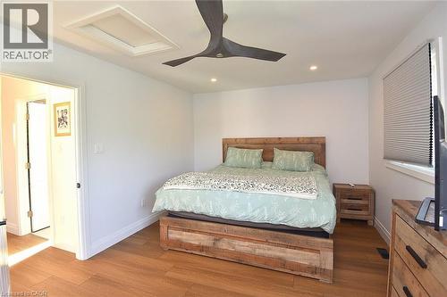 2499 Whittaker Drive, Burlington, ON - Indoor Photo Showing Bedroom