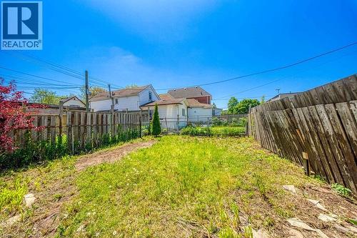 1062 Cannon Street E, Hamilton, ON 