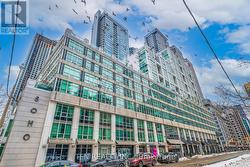 M22 - 350 WELLINGTON STREET W  Toronto, ON M5V 3W9