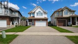 10 DOLL Court Unit# LOWER  Kitchener, ON N2E 4H1