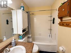 PRIMARY BDRM 4PC ENSUITE BATH - 