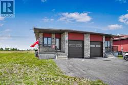 1053 JACYNTHE STREET  Hawkesbury, ON K6A 3V9