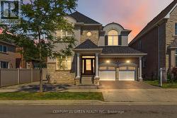 140 MAGNOLIA CRESCENT Oakville, ON L6M 4M1