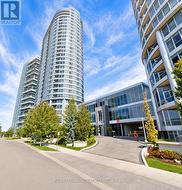 715 - 181 VILLAGE GREEN SQUARE Toronto, ON M1S 0K6