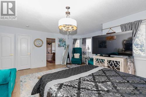 3339 Crompton Crescent, Mississauga, ON 