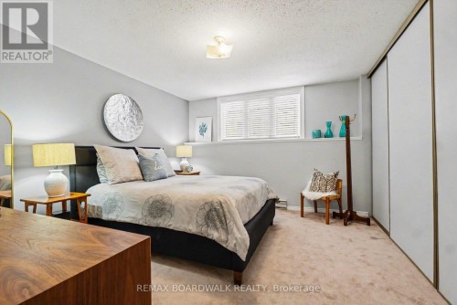 5 Briston Private, Ottawa, ON 