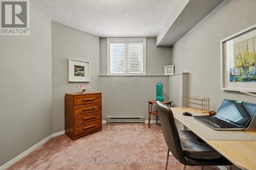 5 Briston Private, Ottawa, ON 