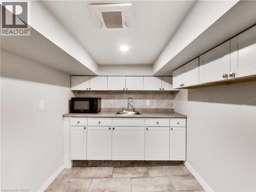 229 Parkdale Avenue N, Hamilton, ON 