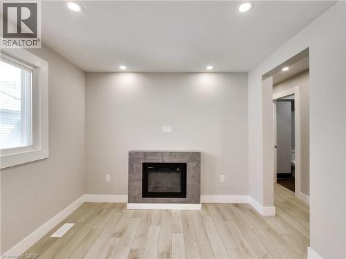 229 Parkdale Avenue N, Hamilton, ON 
