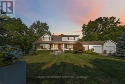 493 RIDGE ROAD E Grimsby, ON L3M 0K5