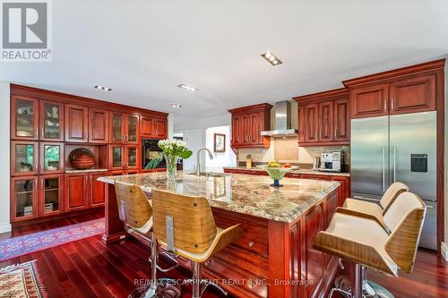 493 Ridge Road E, Grimsby, ON - Indoor Photo Showing Kitchen