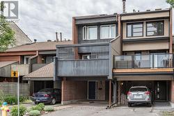 261 BRUYERE STREET Ottawa, ON K1N 5E5