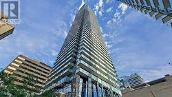 1811 - 65 ST MARY STREET Toronto, ON M5S 0A6