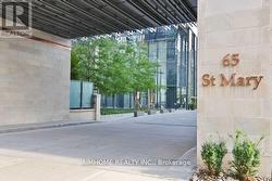 405 - 65 ST MARY STREET Toronto, ON M5S 0A6