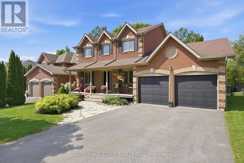 10 FORSYTHE DRIVE  Uxbridge, ON L9P 1V7