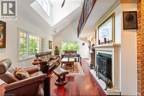 493 Ridge Road E, Grimsby, ON - Indoor Photo Showing Living Room With Fireplace