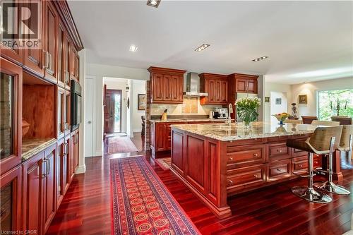 493 Ridge Road E, Grimsby, ON - Indoor Photo Showing Kitchen