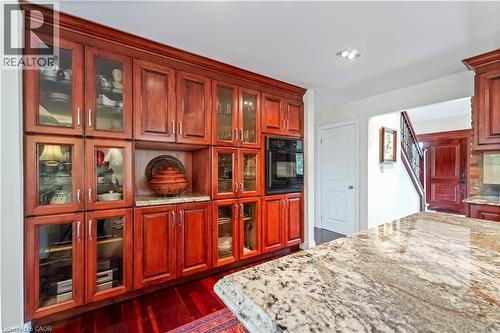 493 Ridge Road E, Grimsby, ON - Indoor
