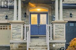 28 SPRUCE PINE CRESCENT  Vaughan, ON L6A 4T3