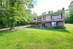 2 bedroom lower level apartment - 