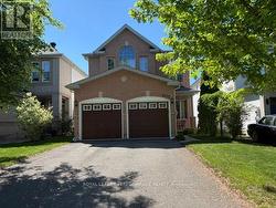 2202 CLENDENAN CRESCENT Ottawa, ON K4A 4S8
