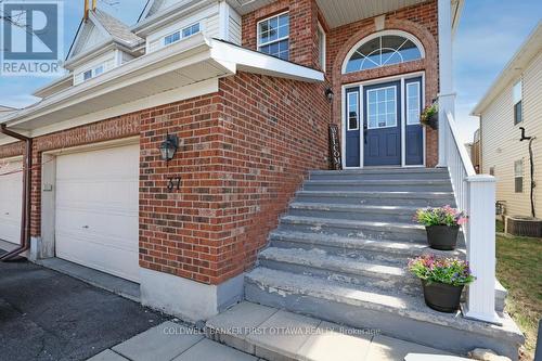 37 Boulder Way, Ottawa, ON 