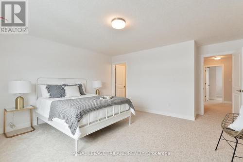 112 Styles Drive, St. Thomas, ON - Indoor Photo Showing Bedroom