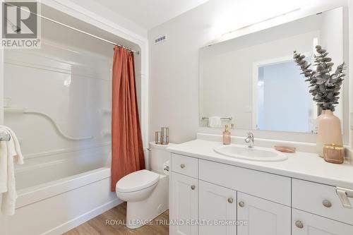 112 Styles Drive, St. Thomas, ON - Indoor Photo Showing Bathroom