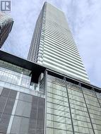 2001 - 501 YONGE STREET Toronto, ON M4Y 0G8
