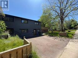 #2 - 69 BLYTHWOOD ROAD N Waterloo, ON N2L 3Z9