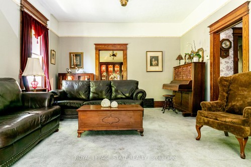 55 Cayley Street, Hamilton, ON 