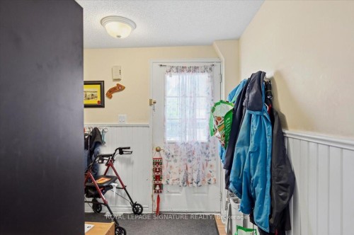 54 Scott Crescent, Barrie, ON 